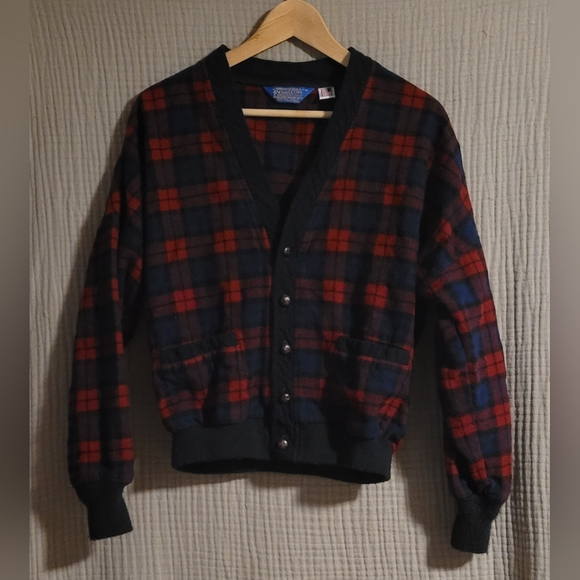 Pendleton Vintage Virgin Wool Plaid Button Up Cardigan Sweater Size Medium - Picture 1 of 8